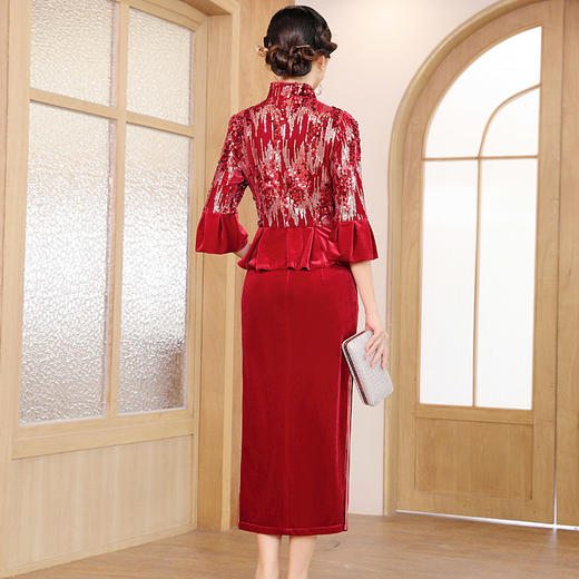 DLQ-A2623婚宴中式礼服红色丝绒款妈妈装旗袍裙套装 商品图2