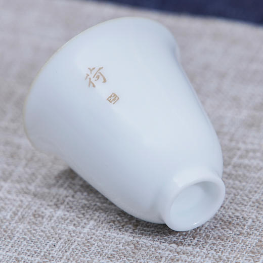 景德镇全手工白瓷品茗杯（玉兰杯）定制 商品图2