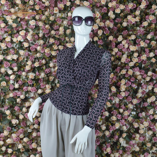 【特惠】YIQU丨“心结”长款衬衣 商品图0