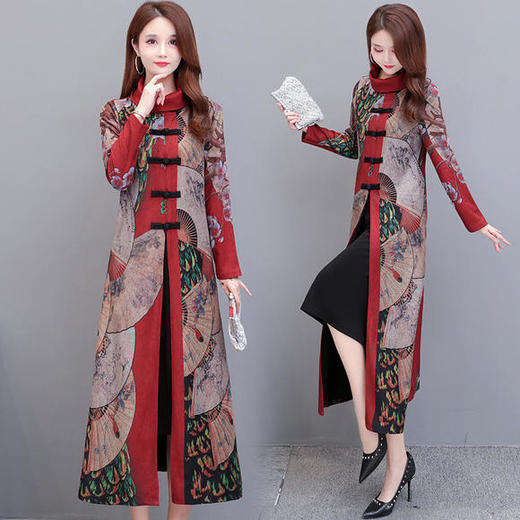 YWE-TYH7039新款优雅气质修身高领长袖仿貂绒印花加厚连衣裙 商品图3