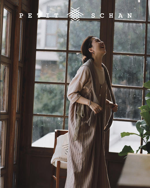 PETIT SCHAN小闪 CLO#004 Lollipop girl 小萝莉 日系设计感茧型立体剪裁羊毛背心裙 商品图3