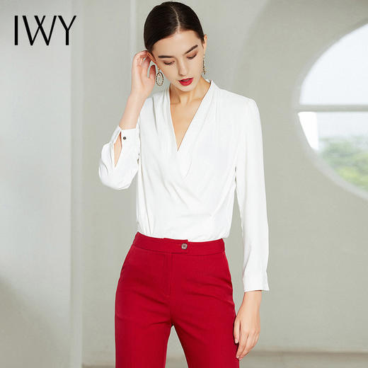 IWY/白色长袖衬衫雪纺打底衫B8317 商品图1