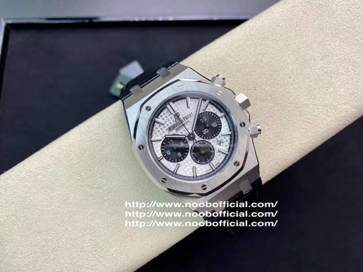 OM🔥V2🔥版来袭：爱彼皇家橡树26331计时系列 所有功能及位置均与原版一模一样，技术突破4大看点
【1】自主研发6时位走秒带日期2385机芯 日历盘上浮新亮点没有之一 商品图12