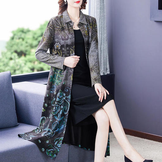 AHM-jcwl8260新款复古气质宽松印花风衣外套 商品图2