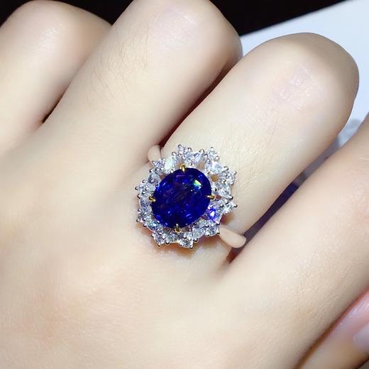不议退n无烧蓝宝石18k金戒指主石219克拉钻石061克拉金31克上手佩戴