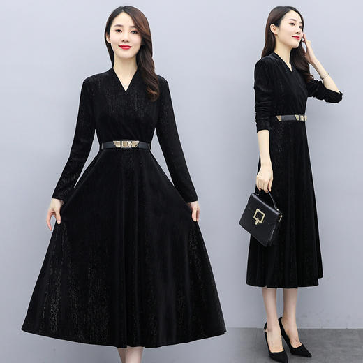 WZNH-QY20910宽松休闲舒适连衣裙 商品图1