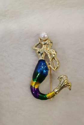 2F紫兰合成水晶胸针