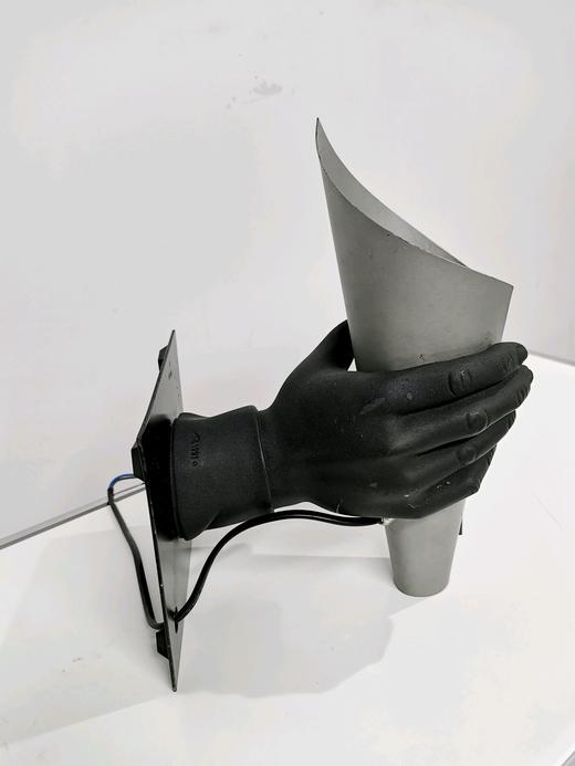 意大利中古1991年手型壁灯一对 岩灰色 商品图0