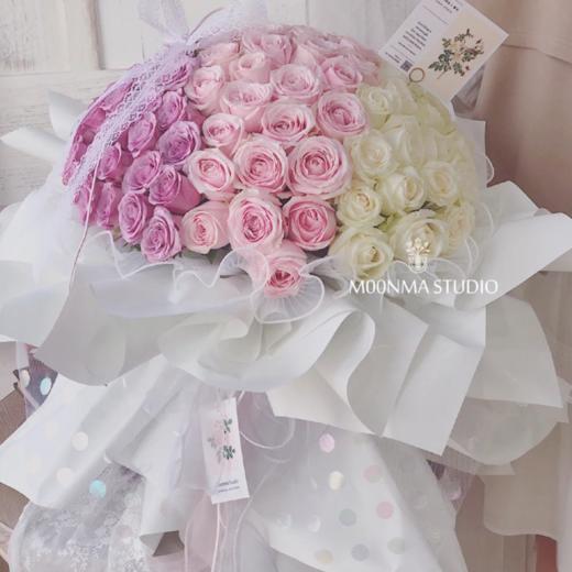 《甜蜜微风》. 99朵玫瑰花束 商品图0