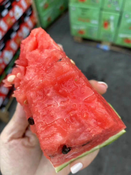 周三取货：【订金链接】特价6.5元/斤，一个9斤左右，王婆西瓜！肉质细脆，入口即化！纯粹的有点甜！ 商品图9