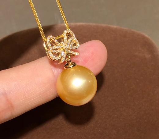 天然南洋珍珠吊坠18k金钻石镶嵌珠子1314mm近正圆极微瑕佩戴简约大方