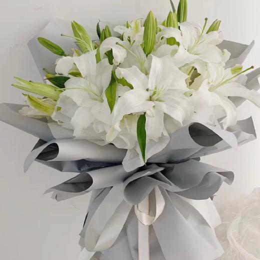 《纯净》白百合花束 商品图0