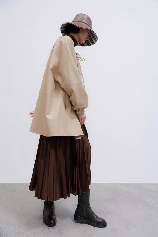 HIDEMI小羊皮抽绳设计感厚款大衣 商品图13