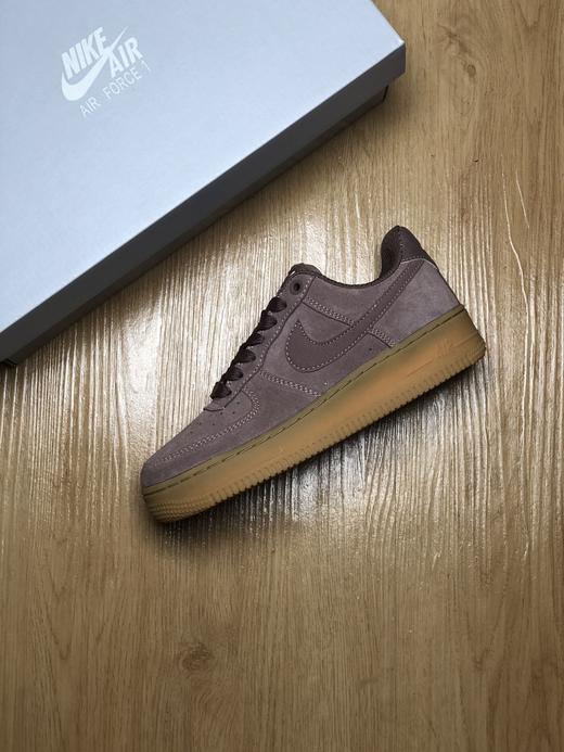 独家实拍Nike Air Force 1 07 空军一号低帮潮流百搭休闲运动板鞋 暗粉翻毛配色 商品图2