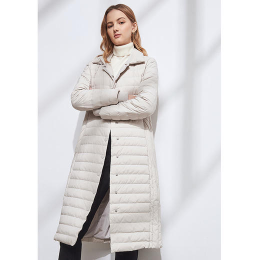 EITIE爱特爱冬季新款时尚简约百搭保暖轻薄直筒羽绒服外套女5811505 商品图5