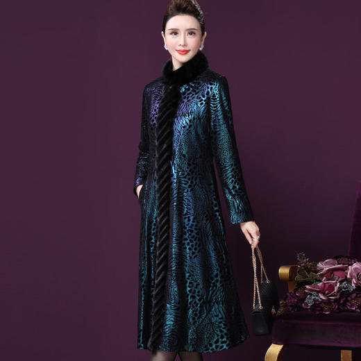 WXY-W-ME-19888W阔太太绵羊皮大衣女2020冬新款海宁真皮轻奢水貂毛领羽绒服 商品图0