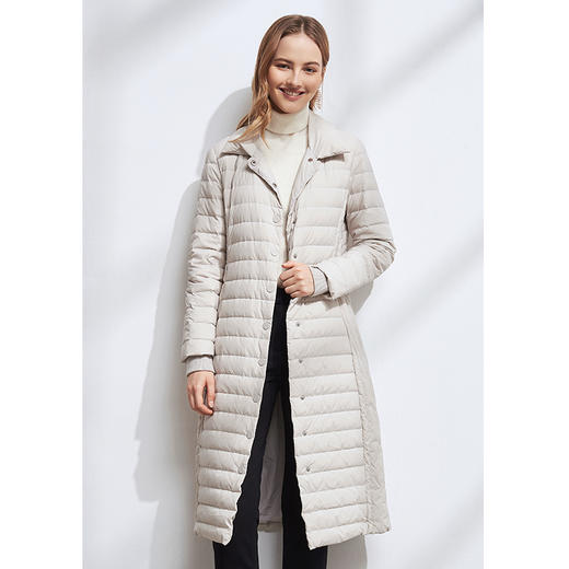 EITIE爱特爱冬季新款时尚简约百搭保暖轻薄直筒羽绒服外套女5811505 商品图4