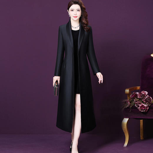 WXY-W-YH-F058秋新款西装领大码长款赫本风流行法式外套 商品图0