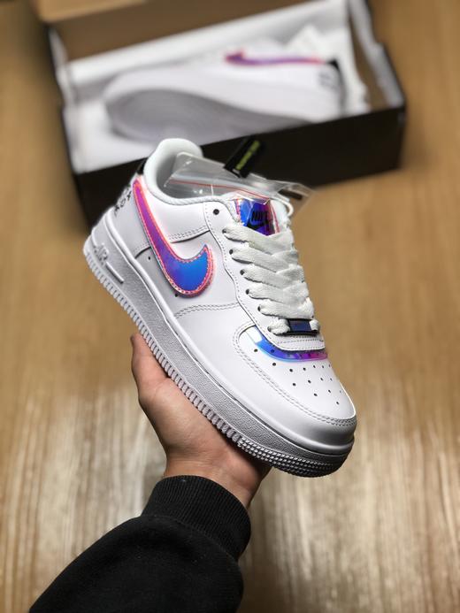 独家实拍[正确夜光] Nike Air Force 1 '07 LV8"Good Game"电玩英雄联盟S10限量白炫彩镭射魔术贴空军一号 商品图1