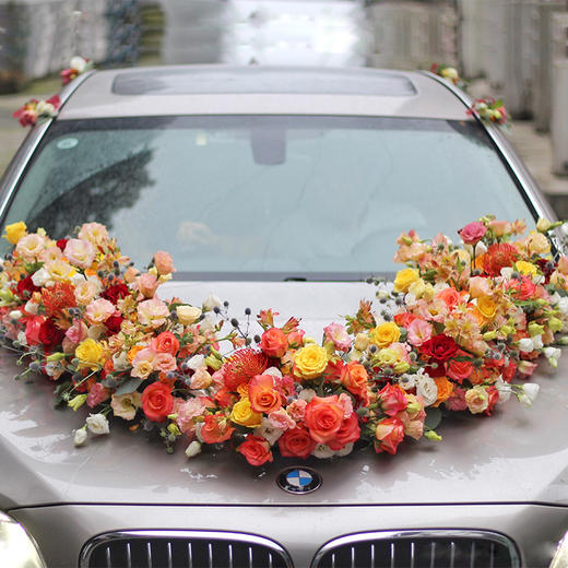 新郎新娘结婚接亲主婚车鲜花装饰搭配手捧花婚车花车花饰套餐结婚新人