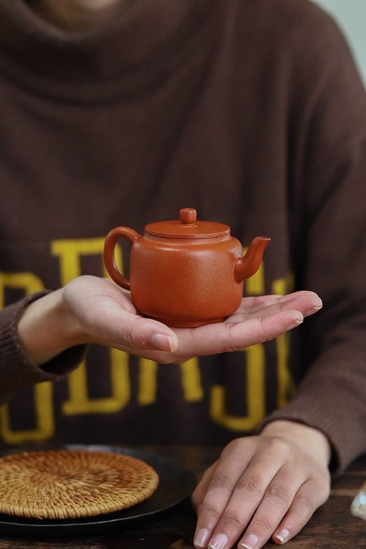 紫砂壶 正气壶 61 原矿降坡泥 61 120cc 卢银霞