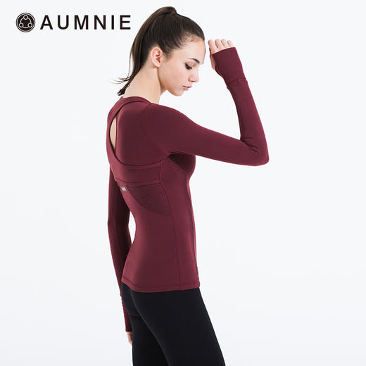 AUMNIE澳弥尼 漩涡长袖T恤 商品图4