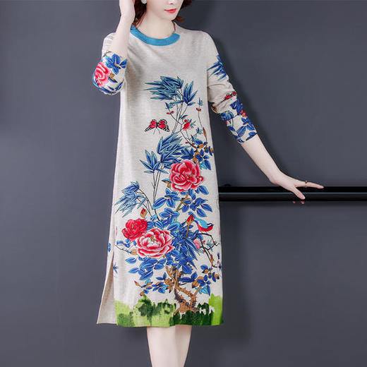 AHM-ym8169时尚过膝气质宽松印花毛衣裙 商品图2