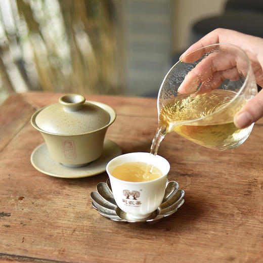 彩农茶｜老曼峨2016头春古树纯料青饼 商品图6