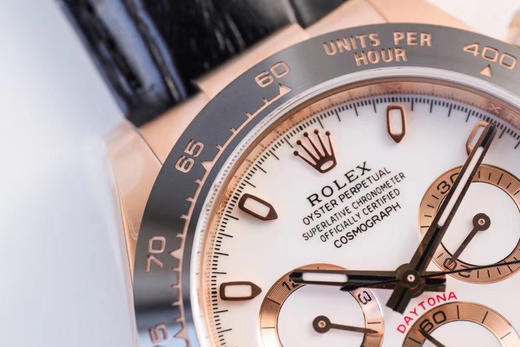 N劳li士黄金迪通拿V8最终版本m116518ln-0041，单独真正4130机芯，精钢镀厚金，黄金表壳。表壳厚度和zp一致，全部计时功能100% 实现， 使用了订制版KIF避震器。 商品图2