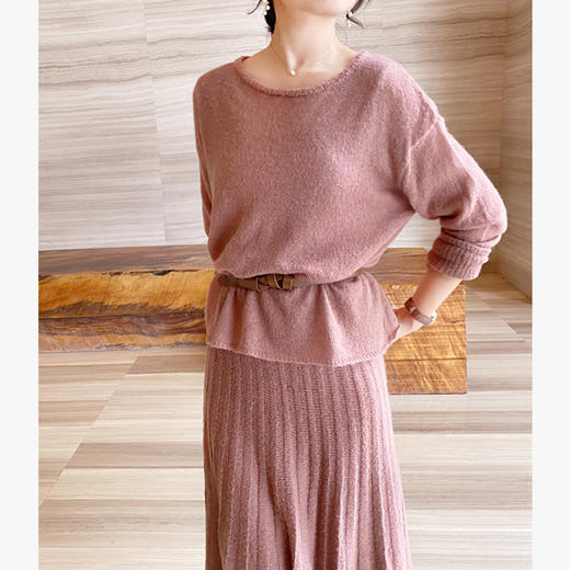 "玫瑰玫瑰"人群中脱颖而出烟粉色毛织两件套连衣裙 商品图0