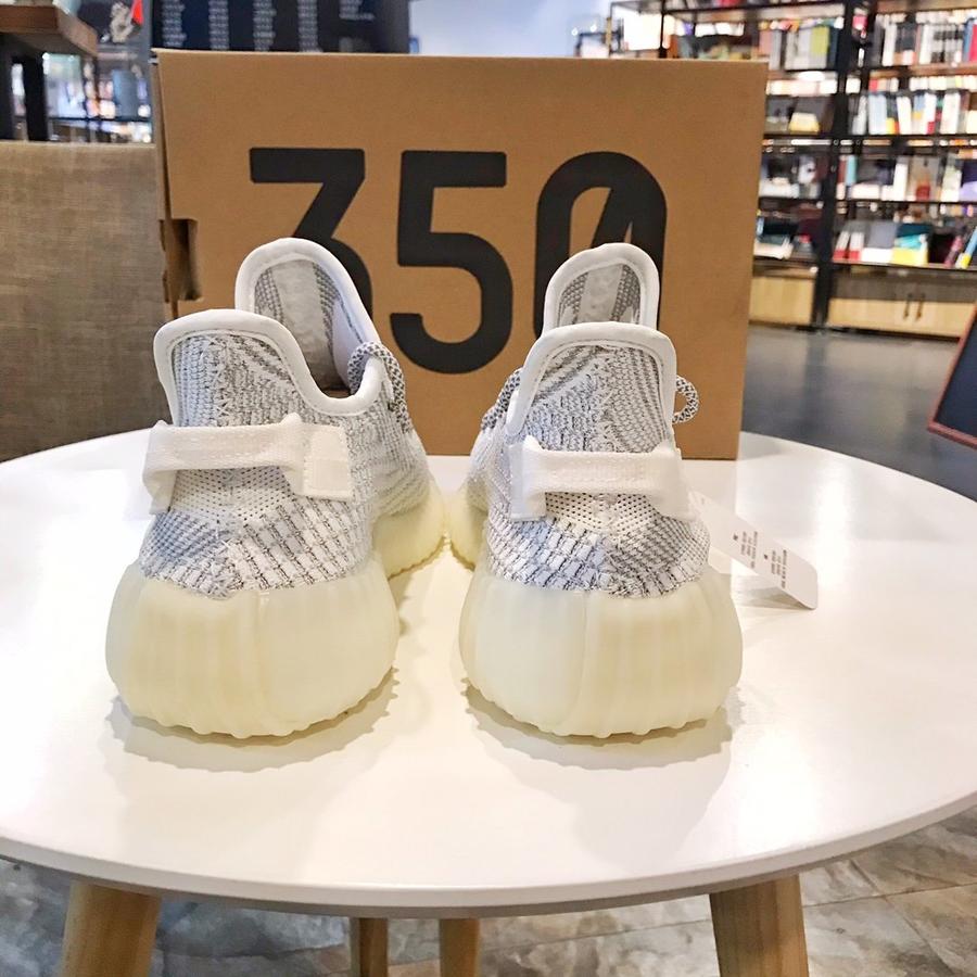 点此购买 yeezy阿迪男女款350v2白天使椰子鞋 前161864