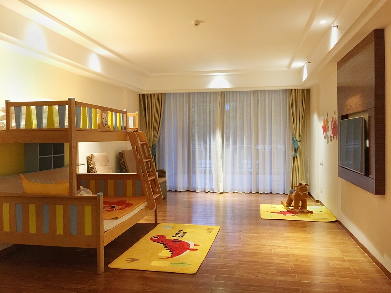 恐龙亲子套房（后排一房一厅1F-3F）