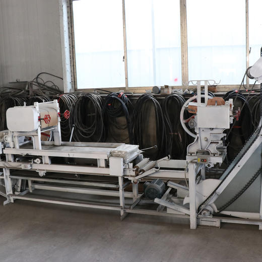 双面撒粉自动卷面+自动切断爬杆机220型号到320型号 商品图4