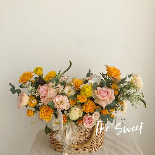 花艺 旖旎 · 花篮 商品图0