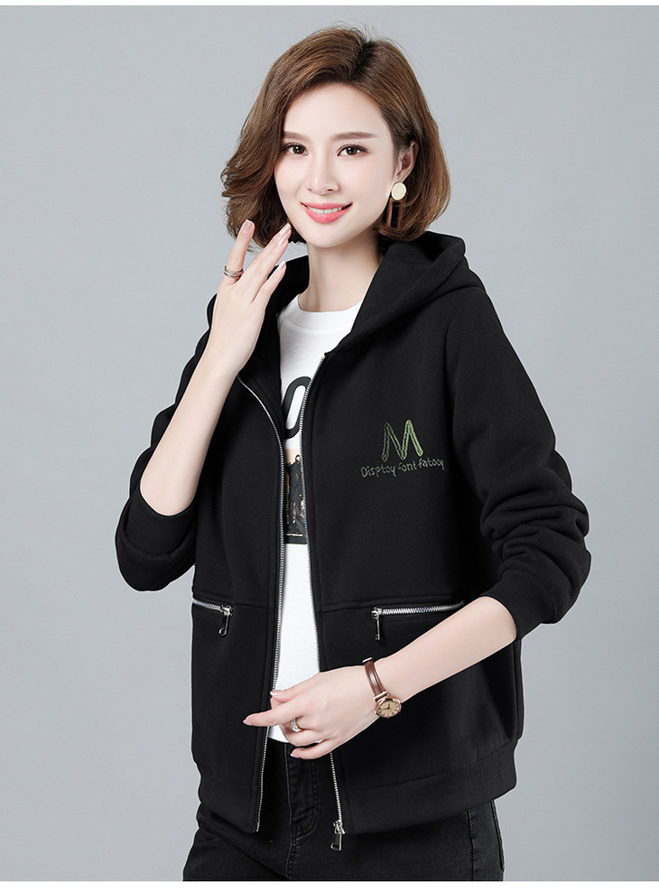 p5312020新款卫衣外套女秋冬韩版宽松中年妈妈秋装连帽休闲时尚短外套