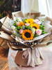 【温暖满满的祝福】5朵向日葵➕11朵粉玫瑰➕5支绿扣时尚大花束 商品缩略图0