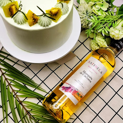 【甜久荟 小清新-鲜花蛋糕-探索】 自然真花 纯动物鲜奶 0添加 低糖 商品图6