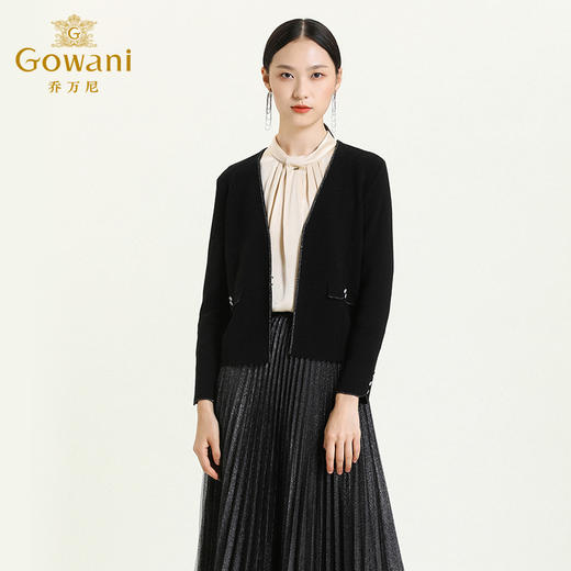 【两色可选】乔万尼秋新款重工V领羊毛开衫知性风格时髦小香风羊毛衫上衣ES3M595 商品图1