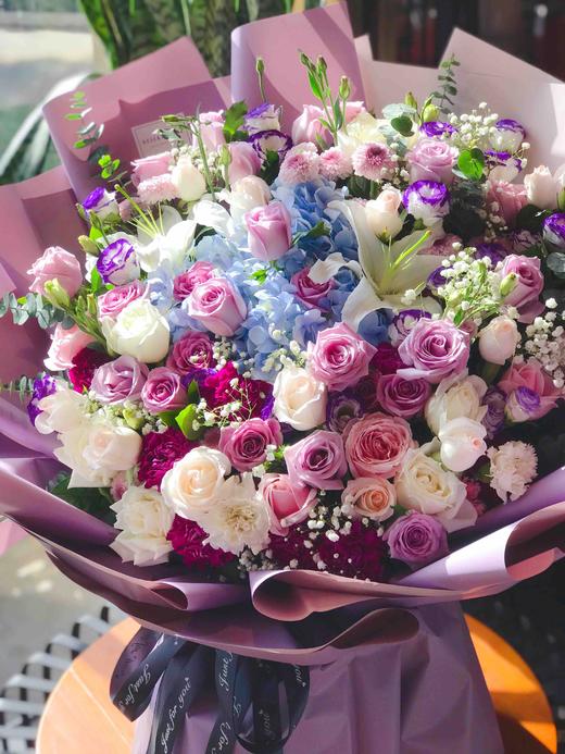 【笑语如花】高雅紫色系高端海派大花束 商品图1