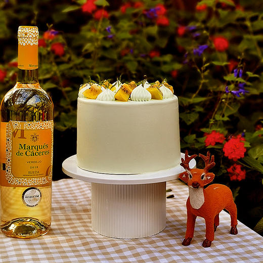 【甜久荟 小清新-鲜花蛋糕-探索】 自然真花 纯动物鲜奶 0添加 低糖 商品图4