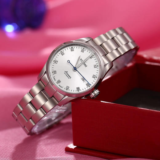 1F梅花手表 商品图0