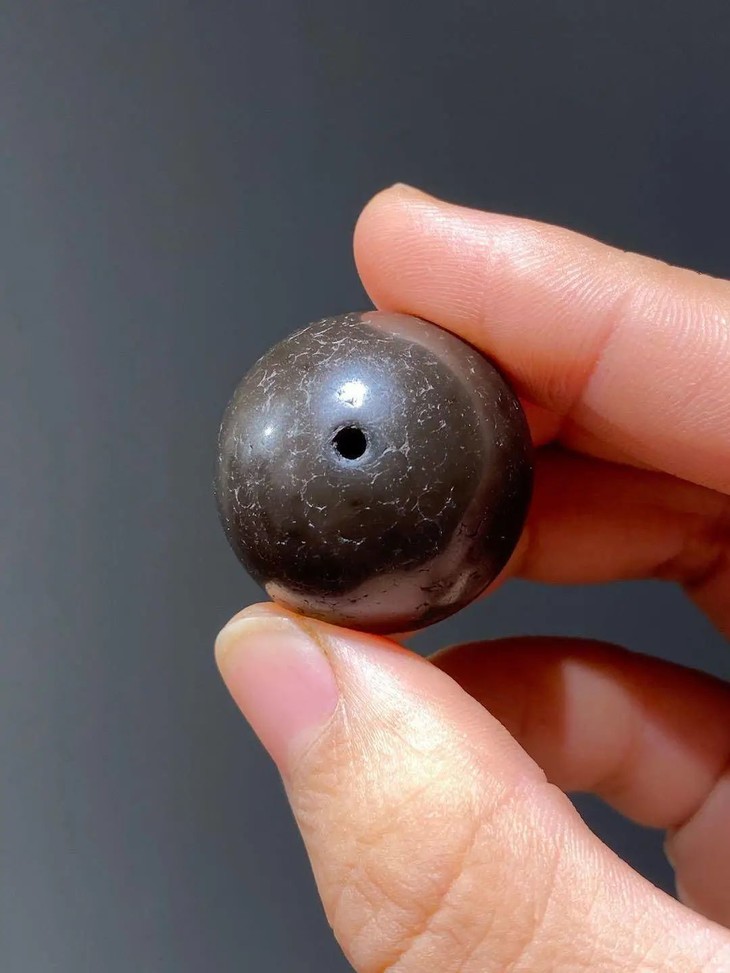 深褐色玛瑙大圆珠顺丰包邮