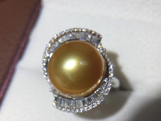 奢华18k钻石镶嵌金珠美戒款式新颖时尚贵气镶t方钻石