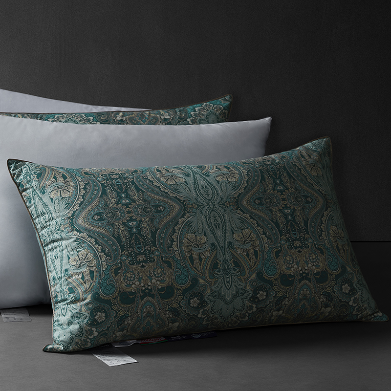 圣劳伦斯可水洗鹅绒枕