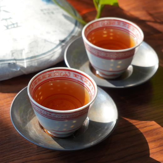 【07年701批银色大益】2007年701批银色大益 真品珍藏干仓 高性价比中期藏茶 商品图8