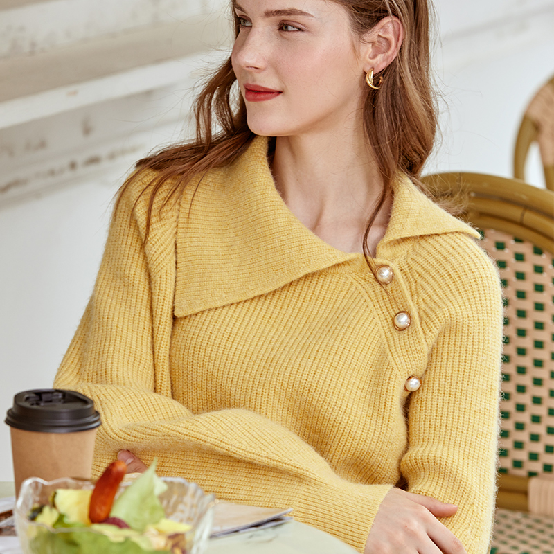 欧芮儿套头毛衣女宽松秋冬新款不规则翻领斜襟灯笼袖打底衫