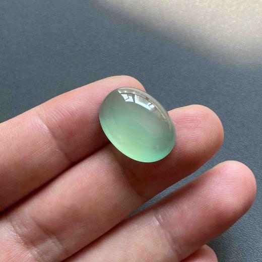 高冰种晴水绿翡翠大蛋面 商品图5