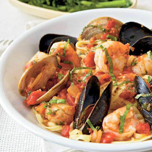 spicyseafoodsalad鲜辣海鲜茄汁斜管面