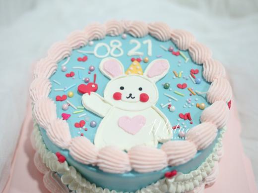 女士款 手绘小兔子 复古裱花 浅蓝色系 简约 商品图1