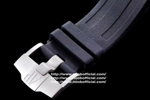 JF厂神器  爱彼AP 皇家橡树离岸型DIVER潜水腕表，升级版锻造碳纤维 15706,其升级特点:1.面玻璃升级为超通透性2.圈口内影升级更接近正品3.表面升级为CD纹效果 商品图1